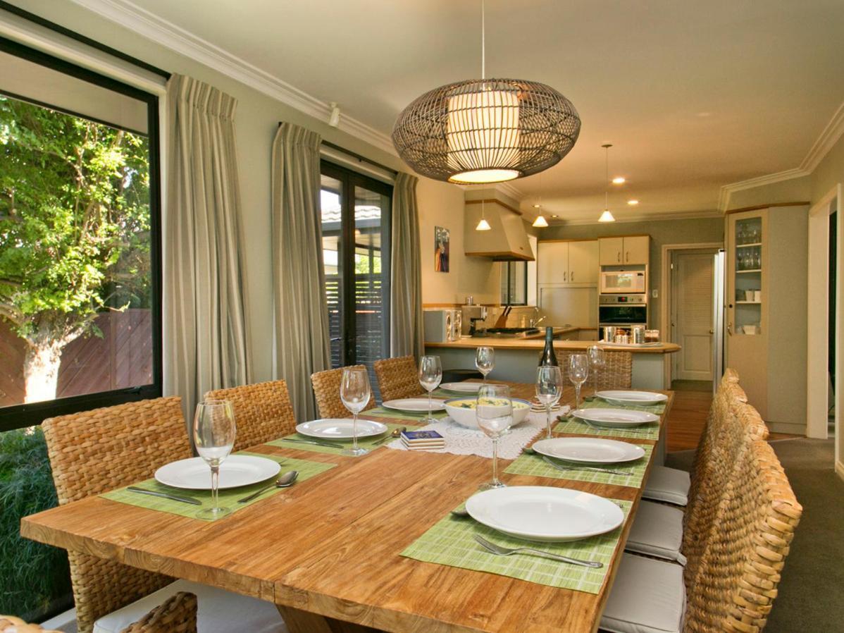 Taupo Escape - Rainbow Point Holiday Home Exterior foto